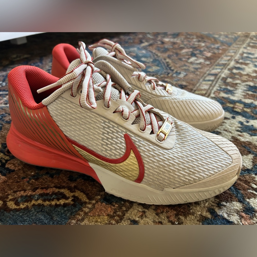 NikeCourt Air Zoom Vapor Pro 2 Premium Women's Hard Court Tennis Shoes